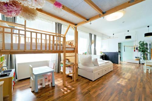 Posezení v ubytování Loft House 170qm, Central, Own Garden, Parking lot