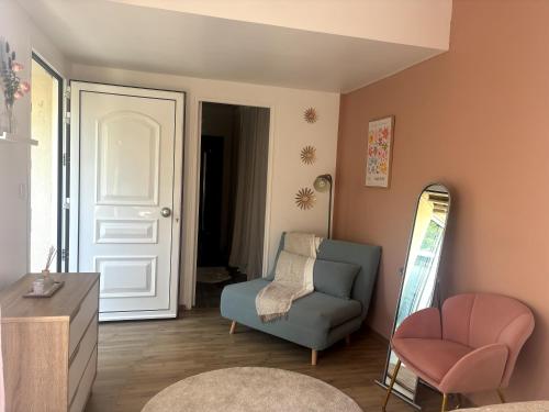 Χώρος καθιστικού στο Le Joyau de Gournay - Proche Paris & Disneyland