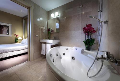 Bathroom sa Hotel Saint John