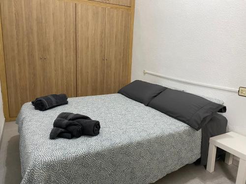 Turia Gardens Rooms - Authentic Valencia Downtown Parklife - VLC Urban Rental