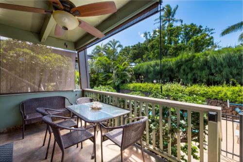 Un balcón o terraza de Kihei Kai Oceanfront Condos
