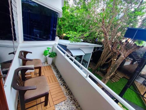Μπαλκόνι ή βεράντα στο Feel Easy Cozy Place, Heart Of Nimman