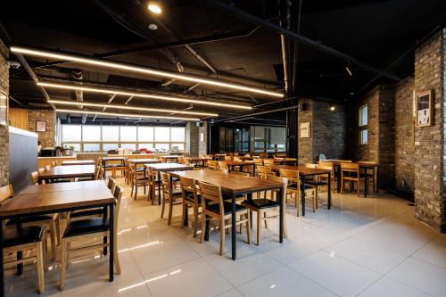 Restaurace v ubytování Kenny Stay Jeju Seogwipo