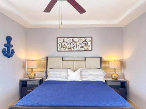 Fotografie z fotogalerie ubytování Gorgeous 1 BR PH apartment w Jacuzzi v destinaci Punta Cana