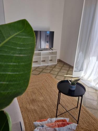 TV a/nebo společenská místnost v ubytování Scià sul Mare