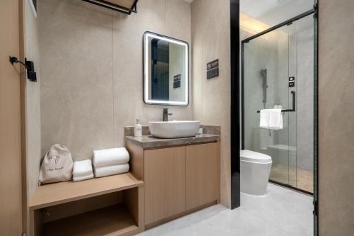 Koupelna v ubytování X Hotel Shenzhen Convention and Exhibition Center Shixia Metro Station