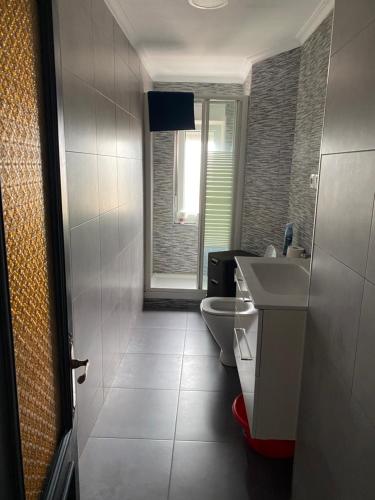 Et badeværelse på La Mar del Arbeyal