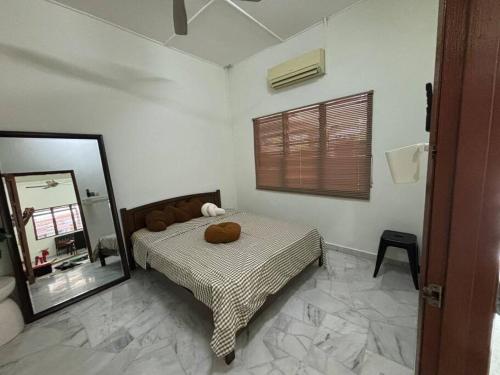 Postel nebo postele na pokoji v ubytování Kajang Cheras Semenyih putrajaya small party house