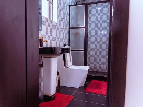 Koupelna v ubytování 247 Luxury Hotel