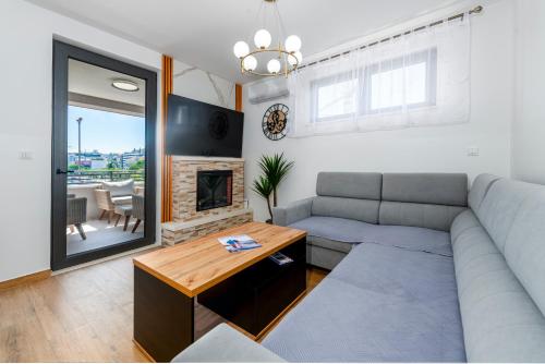 DLC Deluxe Apartment