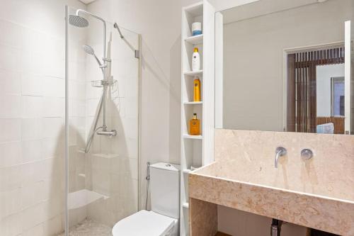 SUNNY Bica - Downtown Large Apartment