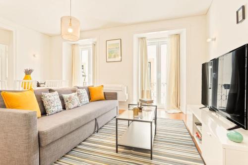 SUNNY Bica - Downtown Large Apartment