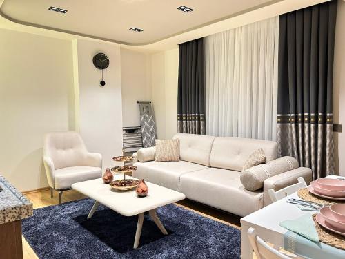 Χώρος καθιστικού στο Grand Diker Port Residence