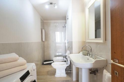 Contempora - Spacious One-Bedroom Apartment for 4 People - Castello Sforzesco