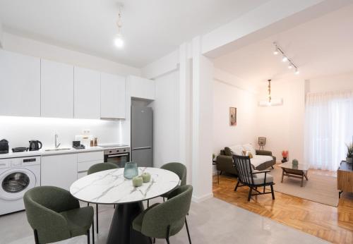 LIV - Comfortable & Stylish Escape in Pagrati