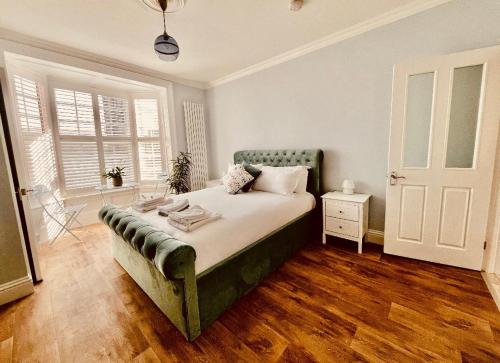 Ingleside Mews photo 11