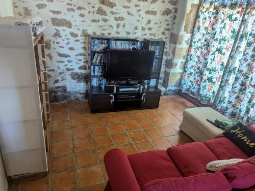Μια τηλεόραση ή/και κέντρο ψυχαγωγίας στο Gîte de Nirvana