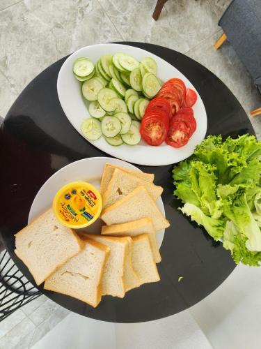 Mad i den private indkvartering eller i nærheden