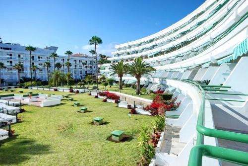 Altamira 61 - One Bed