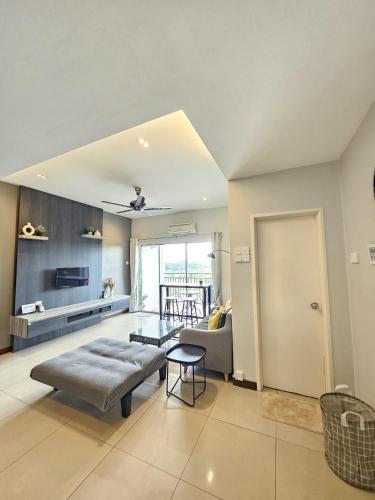 Postel nebo postele na pokoji v ubytování B-Lagoon Resort 3BR Melaka