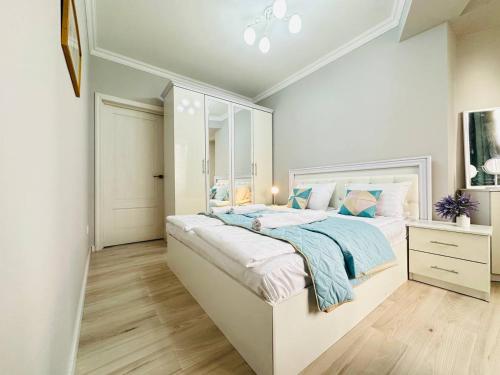 NS Tau 3-Room Apartments