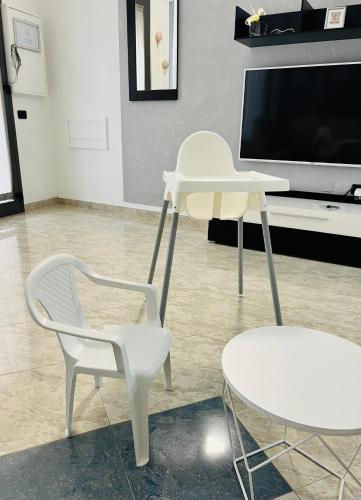 Μια τηλεόραση ή/και κέντρο ψυχαγωγίας στο Tanza in Vetrina 2024