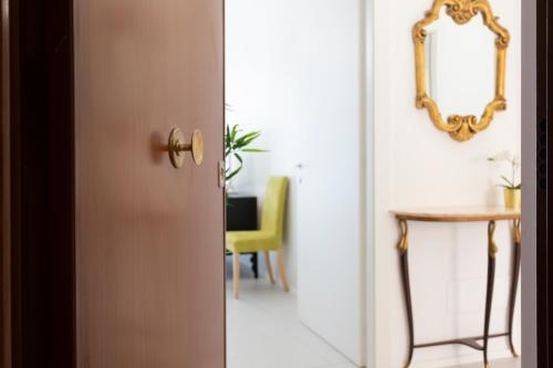 Carlotta Stylish Apartment Close Tiburtina Station