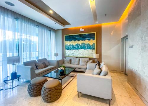 Posezení v ubytování Amazing Condo Unit Shore 3 - walking distance to MOA - Pasay - 2 Beds - with 1 extra bed