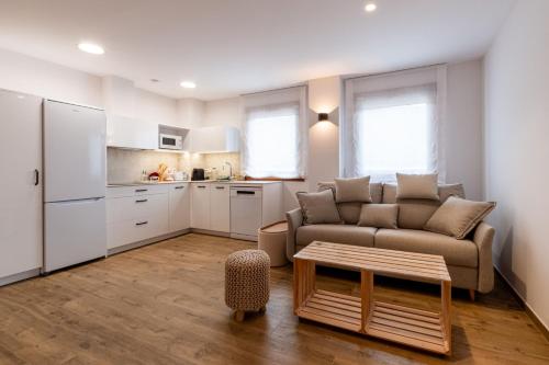 Η κουζίνα ή μικρή κουζίνα στο Suites Ecojebar