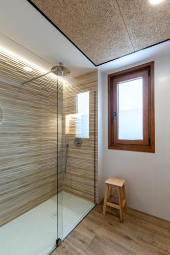 Ένα μπάνιο στο Suites Ecojebar