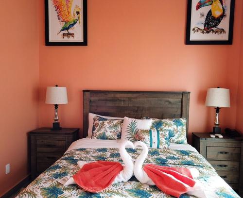 Postel nebo postele na pokoji v ubytování Indigo Bay Villa Poolside - Ocean 14