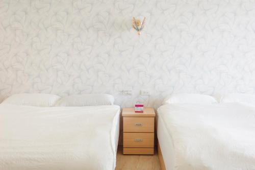 Una cama o camas en una habitación de Me Time Villa
