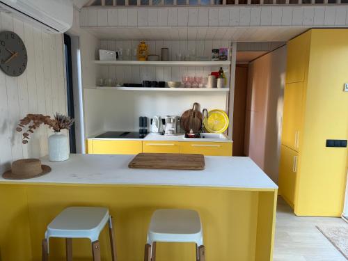 Η κουζίνα ή μικρή κουζίνα στο Olisi Tiny House