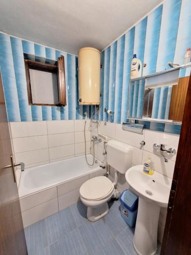 Kupatilo u objektu Apartment Shadrvan