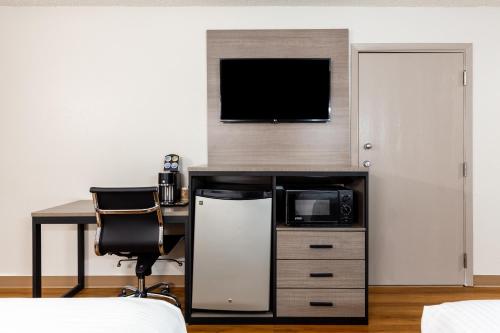 Gallery image of Red Lion Inn & Suites Saint Louis in Pontoon Beach