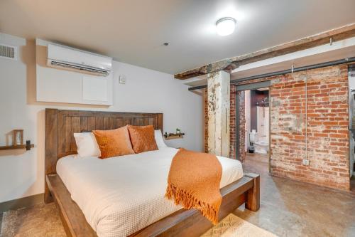 Katil atau katil-katil dalam bilik di Dtwn Knoxville Studio Half-Mi to Market Square!