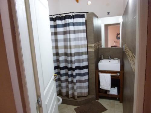 Ένα μπάνιο στο La Pausa