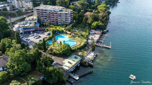 Gambar di galeri bagi Schwimmbadferien am Luganersee di Bissone