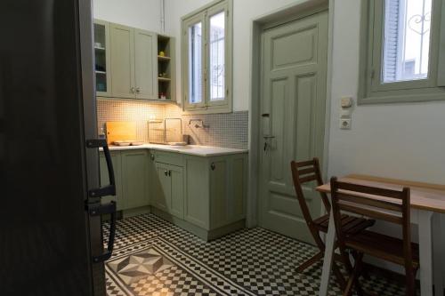 1900's Athens Residence