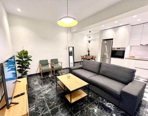 CK Athens Fine Stay -Neos Kosmos- Luxury Modern Apartment Opposite Metro with Rooftop Lounge & Acropolis Views