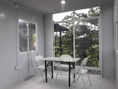 Bay Ellie B and B tiny home