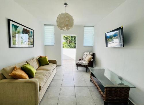 Gallery image of AJ casa 1 in Bayamon