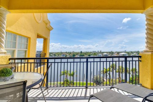 Μπαλκόνι ή βεράντα στο 4th-Floor Waterfront Condo on Treasure Island!