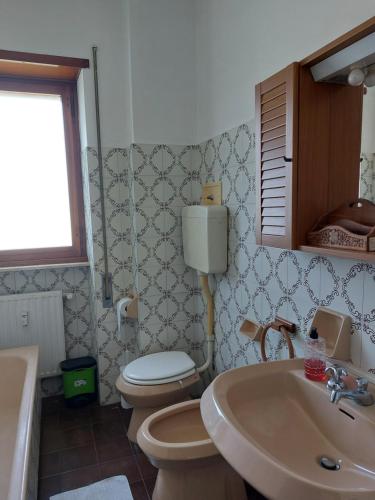 Ένα μπάνιο στο Punto FM