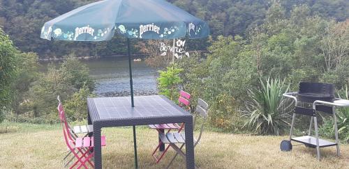 Φυσικό τοπίο κοντά σε αυτή η παραθεριστική κατοικία