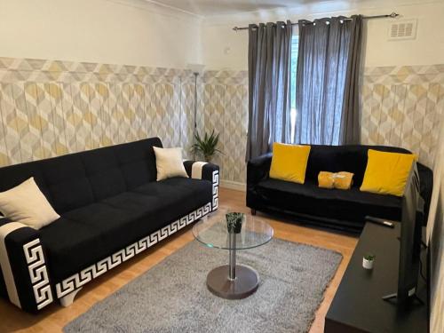 Gallery image of Lovely & Spacious Flat-Deptford Creekside in London