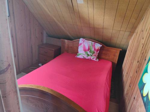 Llit o llits en una habitació de benj dom