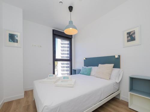 Cubo's Urban Sky Malaga Apartment West View 5
