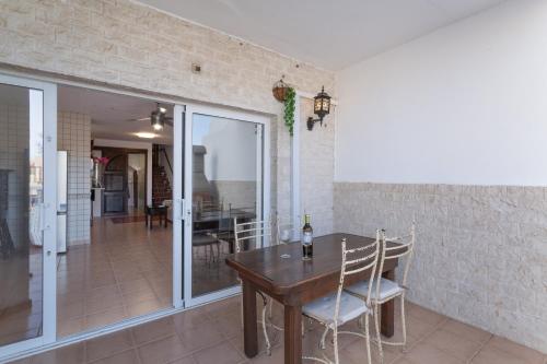 Φωτογραφία από το άλμπουμ του Apartamentos Fani σε Arinaga