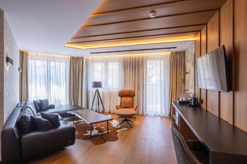 TV a/nebo společenská místnost v ubytování Hotel Zlatibor